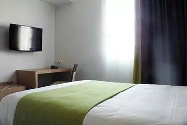 Hotelli De La Louee