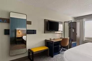 فندق Comfort Inn & Suites Ashland – Richmond North