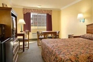 ホテル Super 8 By Wyndham Los Angeles Downtown