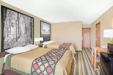 فندق Super 8 By Wyndham Mt Pleasant