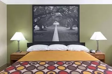 汽车旅馆 Super 8 By Wyndham Tallulah La