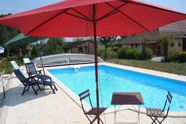 Bed and Breakfast La Grange De Felix