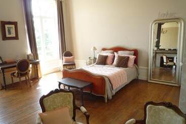 Пансион Château De Plessier Roza