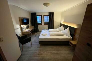 Hotel Landgasthof Hirschen Gbr