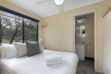 فندق Reflections Copeton Waters   Holiday Park