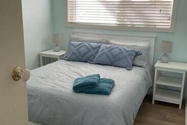 קוטג'' 90 Mile Beach House & Villas