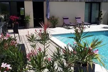 Pensió Ome Sweet Home