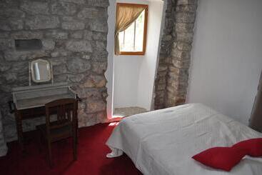 בית מלון כפרי Domaine De Blancardy