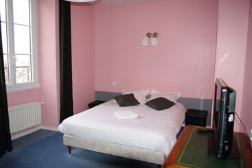 Hotel Hôtel Des Voyageurs