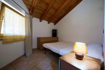 Maaseutuhotelli Agriturismo Lou Rosé