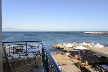 Pensjonat Beachfront Modern Flatbreakfast Included