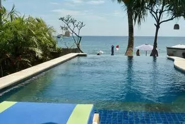 Otel Vienna Beach Resort