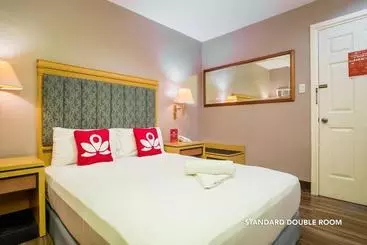 Hotel Zen Rooms Del Pilar Malate