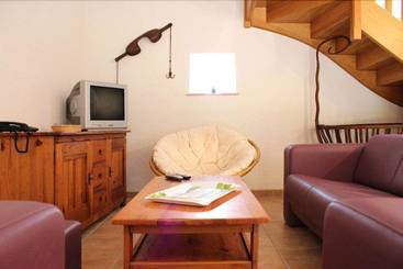 Kır Evi Rhodogîtes Du Goëlo Callune