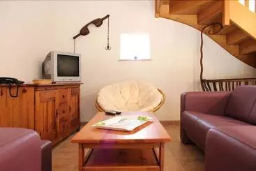 Quinta ou Casa Rural Rhodogîtes Du Goëlo  Callune