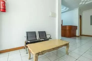 Retkeilymaja Oyo 1285 Wisma Marliando