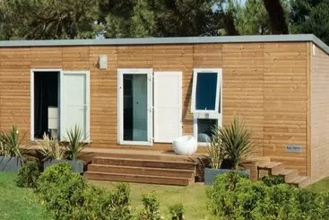 Mökkimajoitus Les Lodges