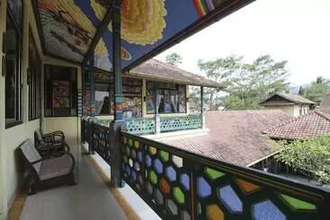 Pansiyon Reddoorz Near Borobudur Temple