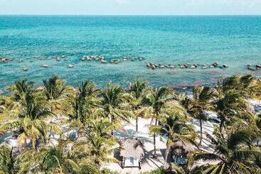 Hotel El Dorado Seaside Palms, Catamarán, Cenote & More Inclusive