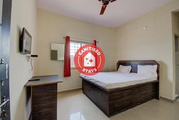 Hotelli Spot On 75978 Sri Raghavendra Residency