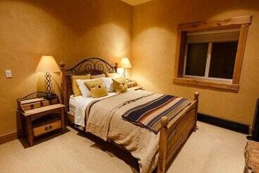 בית מלון כפרי Niwot Inn & Spa