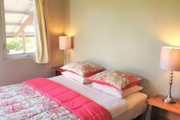 تختخواب و صبحانه Volcano Inn