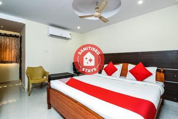 Hotel Flagship Akshaya Heights