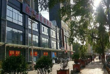 Thank Inn Chain Hotel Shanxi Xianyang Train Station