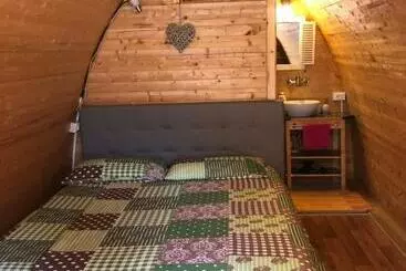 Aamiaismajoitus (B&B) Igloo Mobil Home