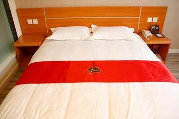 Thank Inn Chain Hotel Shandong Zaozhuangzhou North Tasi Road Government Affairs Center