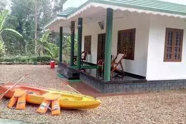 Bed and Breakfast Kuttickattil Gardens Homestay
