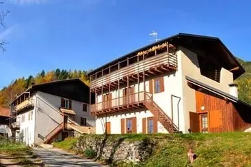 Maaseutuhotelli Agritur La Gemma