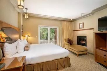 酒店 Avila Village Inn