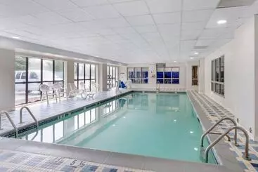 Отель Comfort Inn & Suites Voorhees Mt Laurel