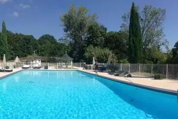 ホテル Hôtel Restaurant La Cardinale