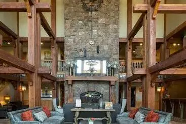 Отель Lodges At Deer Valley