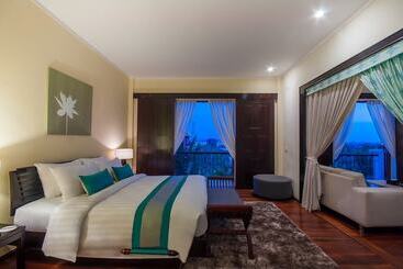 Отель Lotus Blanc Resort