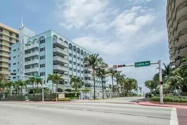 호텔 Solara Surfside Resort