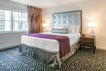 酒店 Solara Surfside Resort