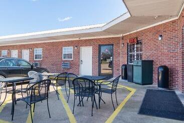 호텔 Oyo  Ruleville Route 49w