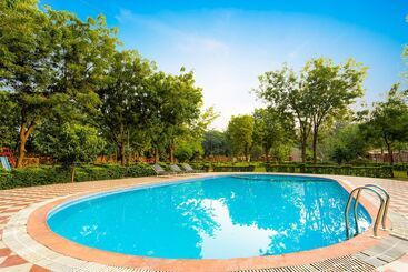 Narmada Hills Resort