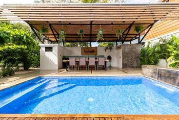 Пансион Little Hawaii Avellanas