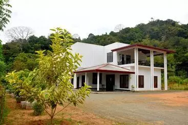 Majatalo Wingate Hotel Wilgamuwa