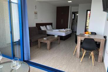 Aparthotel Governors Beach Panayiotis