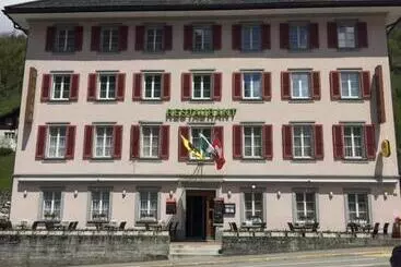 Hotel Alpina