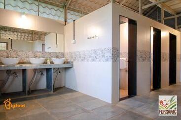 Hotel Bigfoot Stay   Forganic Farm & Agro Tourism