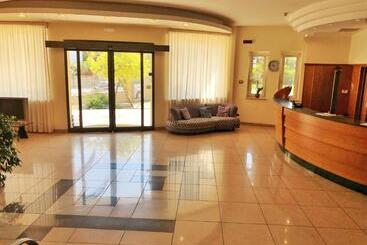 בית מלון כפרי Mille Pini