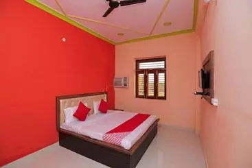 Hotel Oyo 44134  Radhika Resort