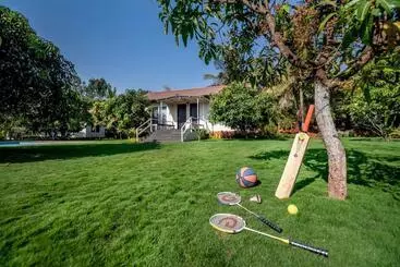 Majatalo Saffronstays Casa Manga, Karjat   Pet Friendly Pool Villa Near Nd S Film World And Saltt