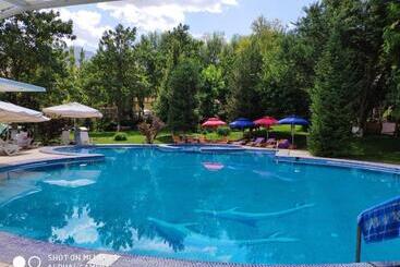 Hostel Green Canyon Uzbekistan